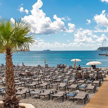 Almaris *