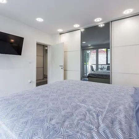 Apartment Almaris