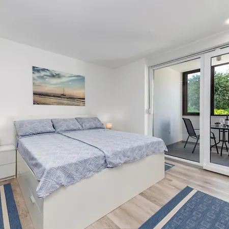 Almaris * 杜布罗夫尼克